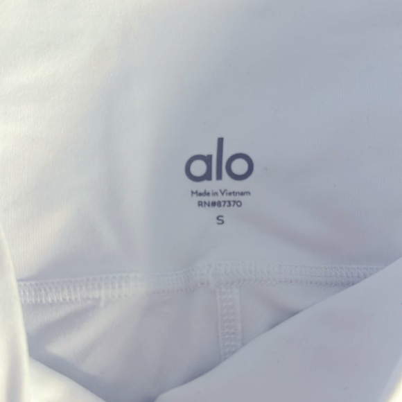 ALO YOGA 7/8 High-Waist Airbrush Legging in White (Size S) - Picture 8 of 8